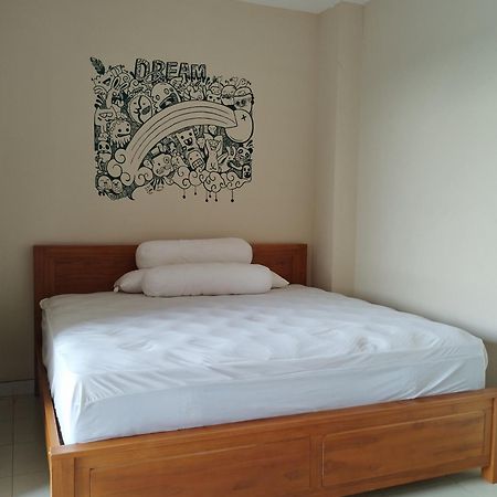 Footprints Xperience Hostel Mataram Bagian luar foto