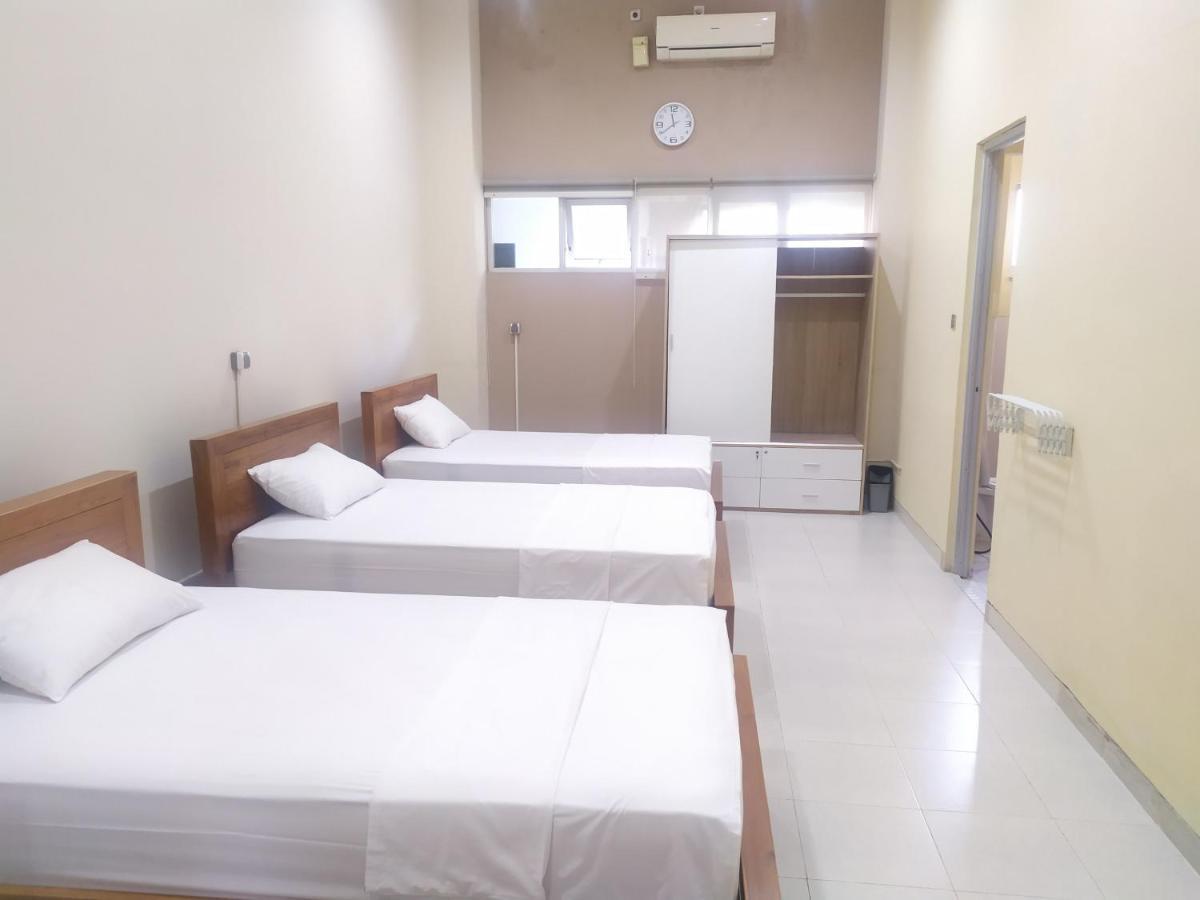 Footprints Xperience Hostel Mataram Bagian luar foto