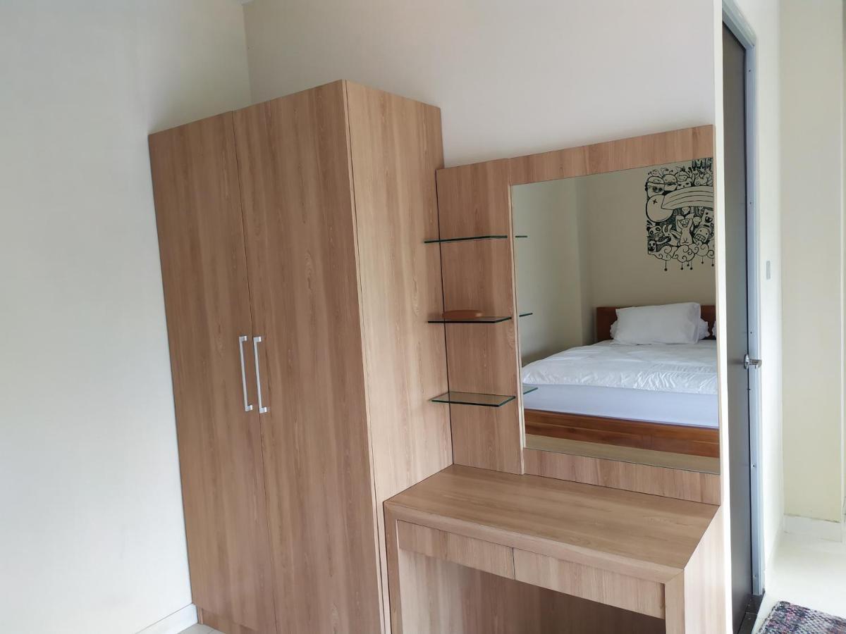 Footprints Xperience Hostel Mataram Bagian luar foto