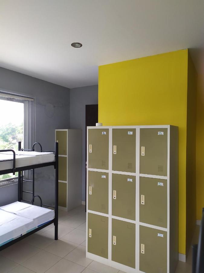 Footprints Xperience Hostel Mataram Bagian luar foto