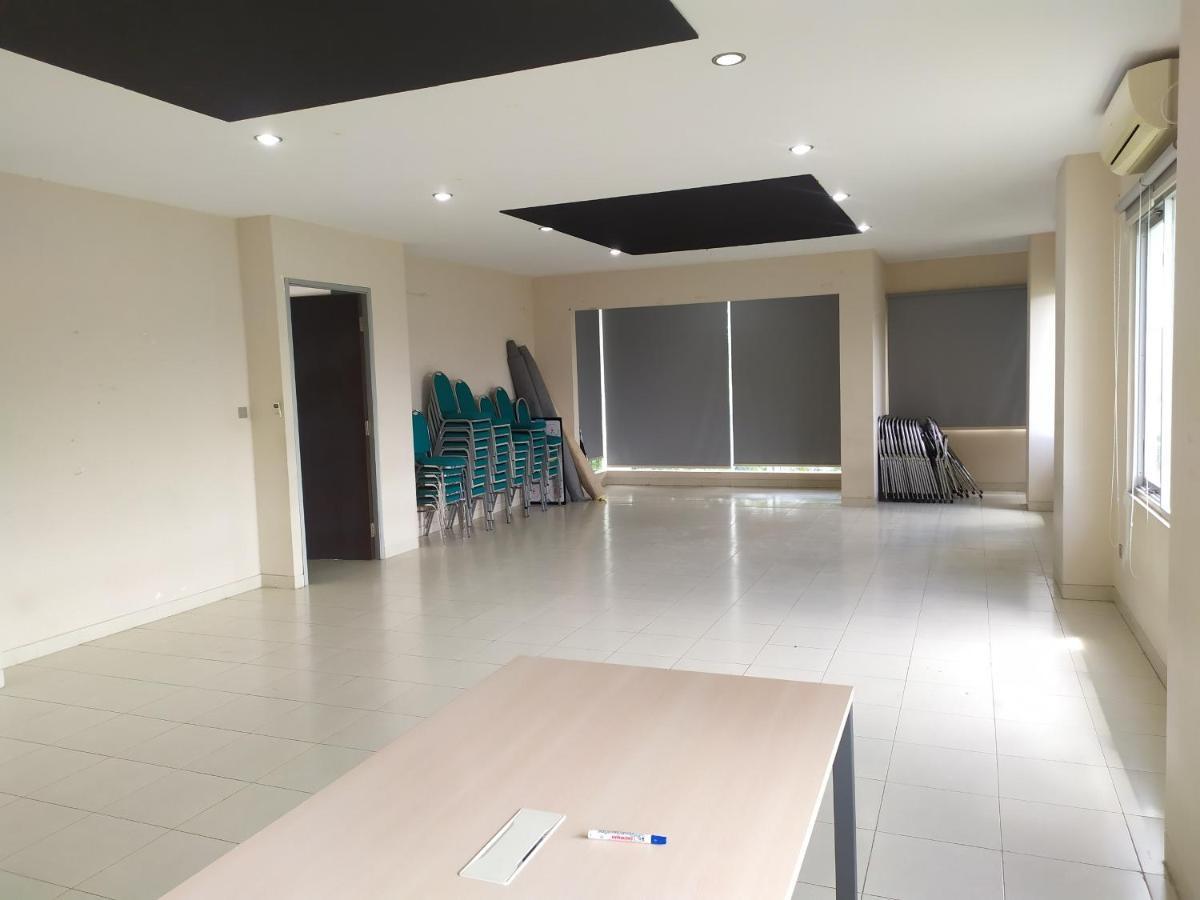 Footprints Xperience Hostel Mataram Bagian luar foto