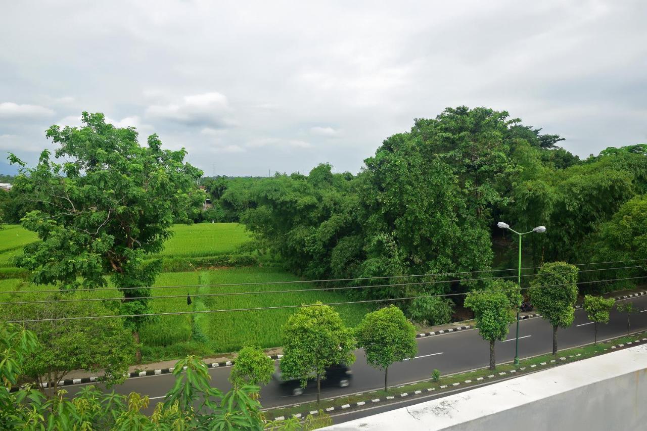 Footprints Xperience Hostel Mataram Bagian luar foto